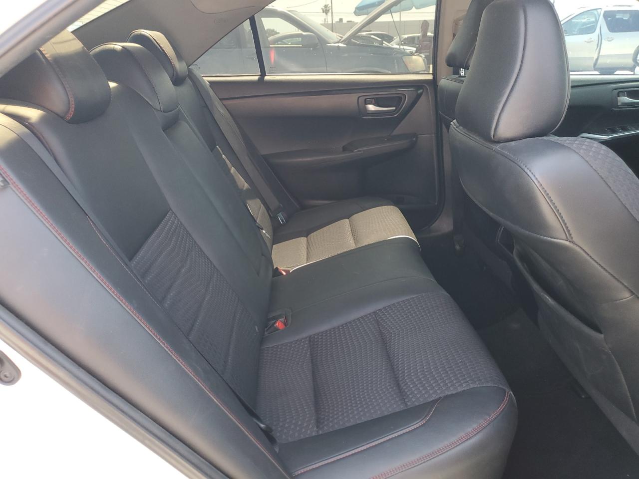 2015 Toyota Camry Le VIN: 4T1BF1FK3FU048224 Lot: 56067275