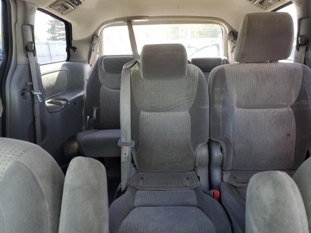 2009 TOYOTA SIENNA CE  