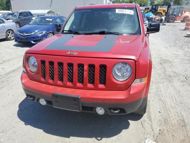 Parquets JEEP PATRIOT 2016 Czerwony