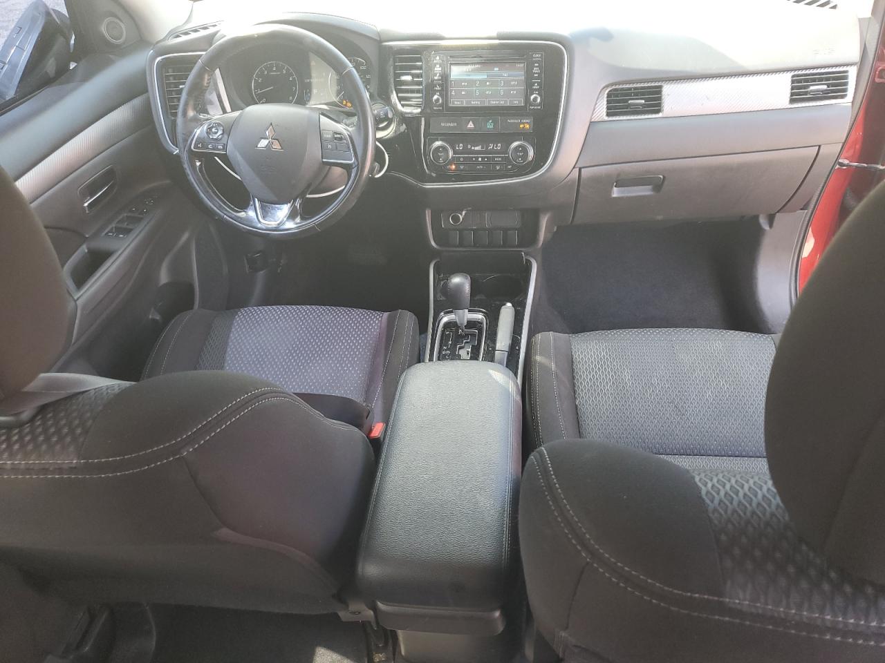 2017 Mitsubishi Outlander Es VIN: JA4AZ2A31HZ038935 Lot: 58806005