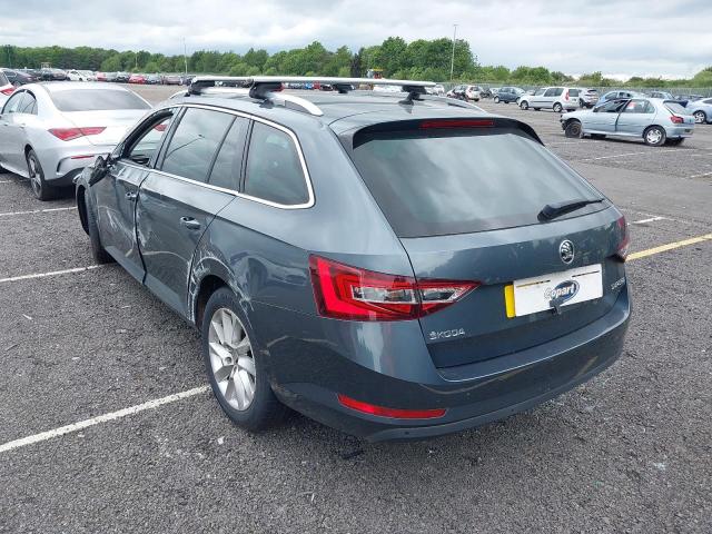 2019 SKODA SUPERB SE