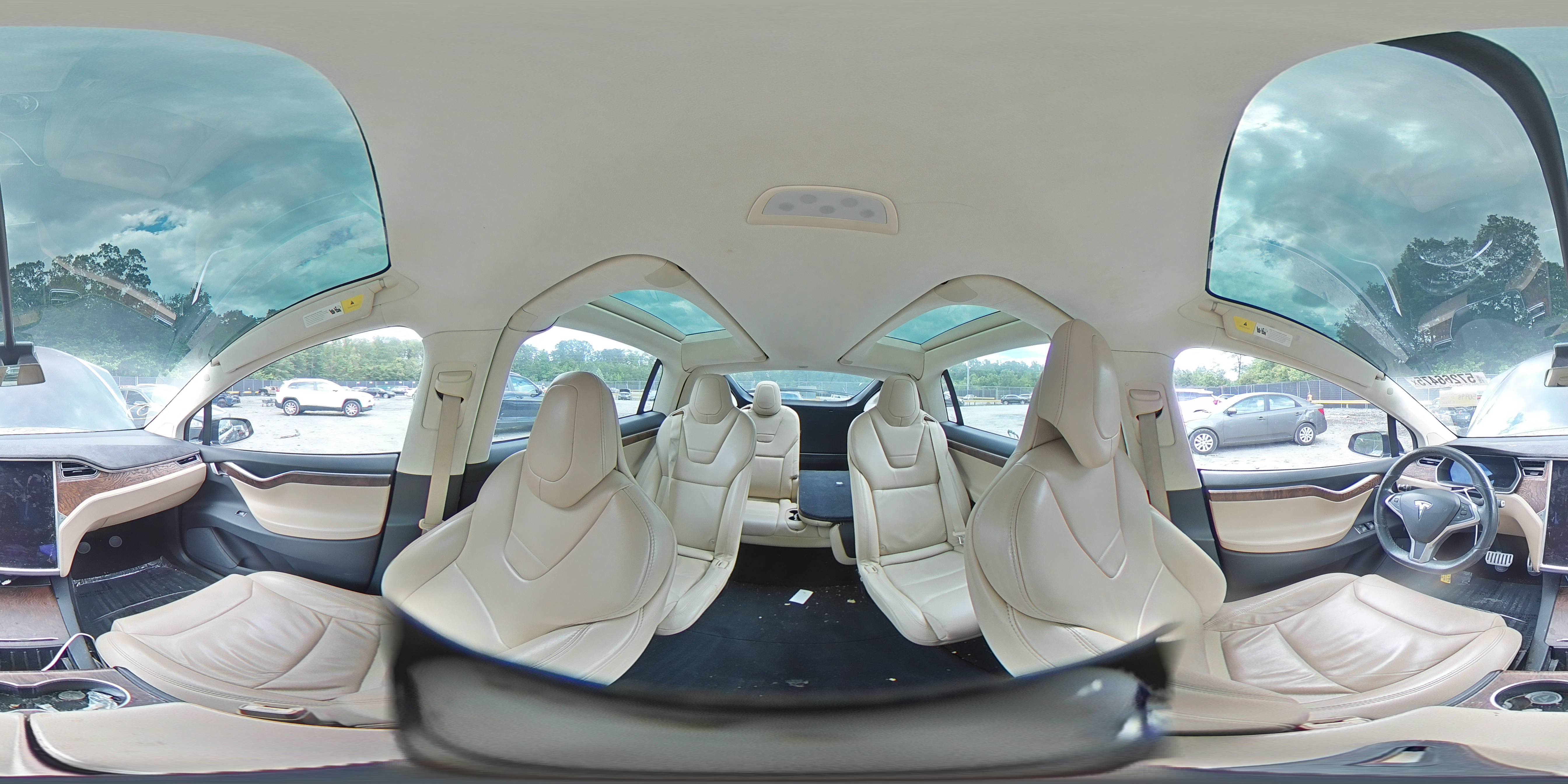 2017 Tesla Model X VIN: 5YJXCBE48HF051739 Lot: 57266475