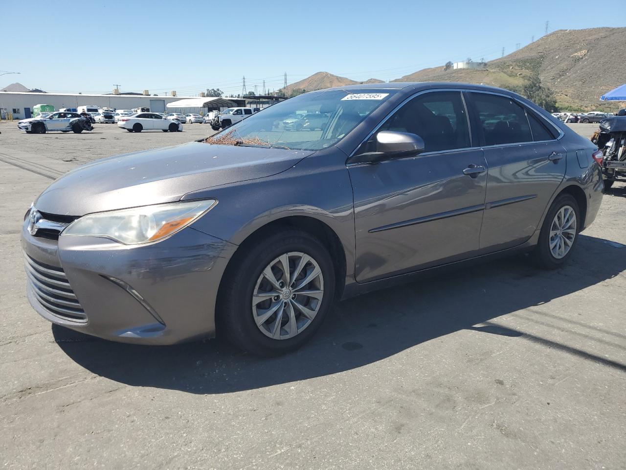 2017 Toyota Camry Le for Sale in Colton, CA - Side