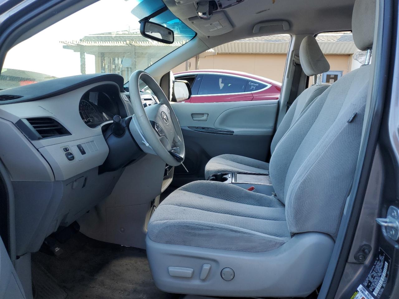 2013 Toyota Sienna Le VIN: 5TDKK3DC0DS404489 Lot: 56990105