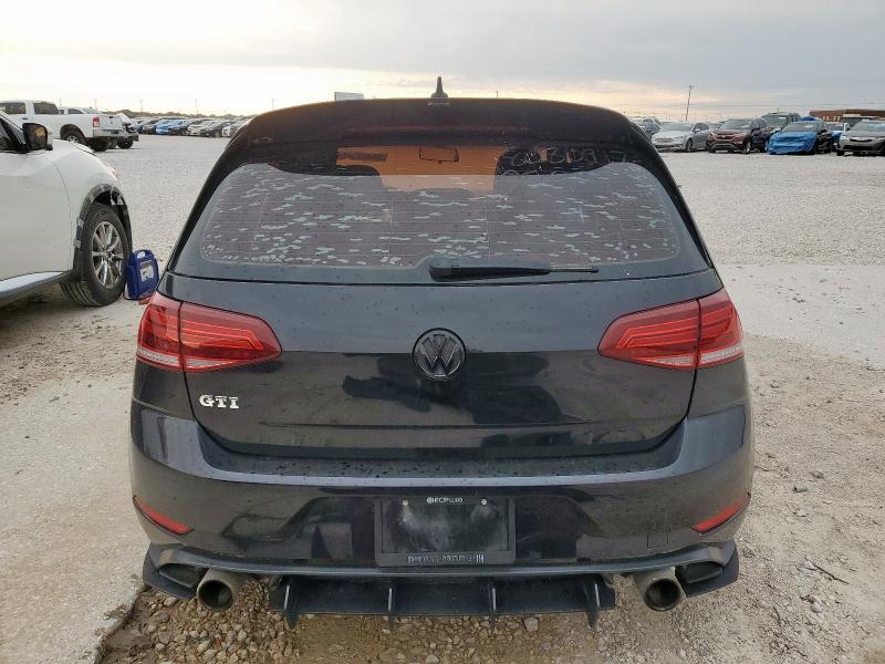  VOLKSWAGEN GTI 2018 Черный