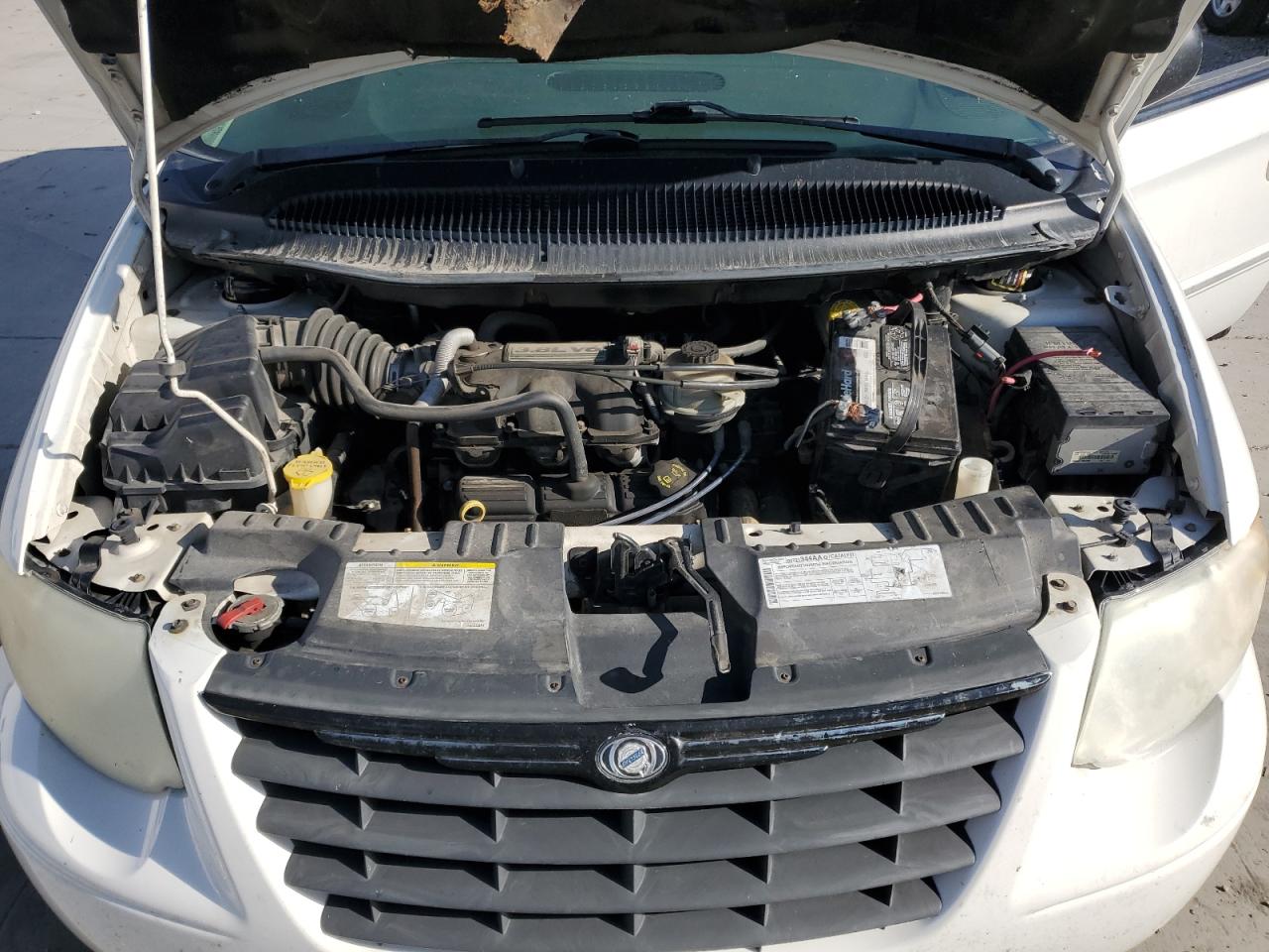 2005 Chrysler Town & Country Touring VIN: 2C4GP54L75R391558 Lot: 58985095