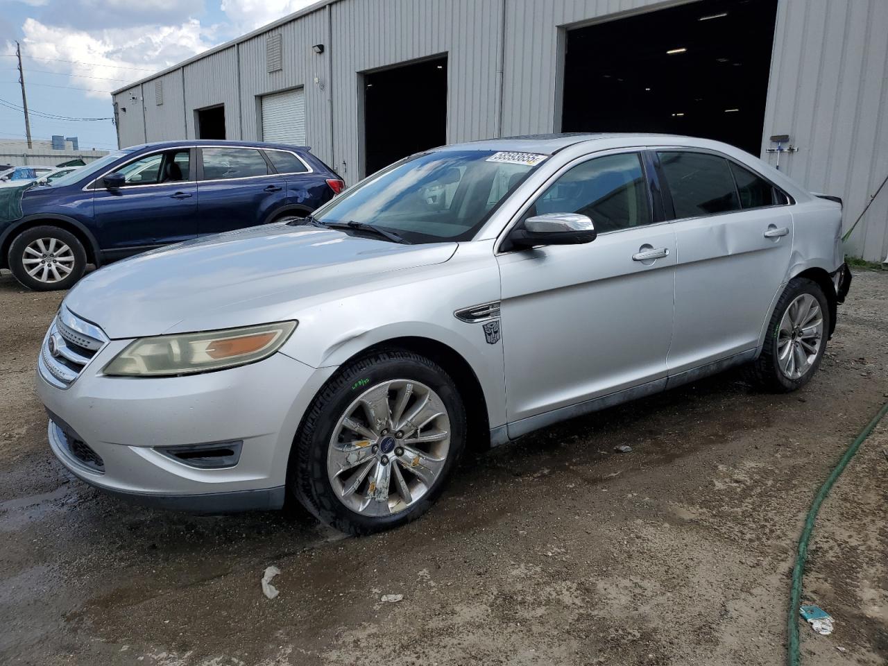 2011 Ford Taurus Limited