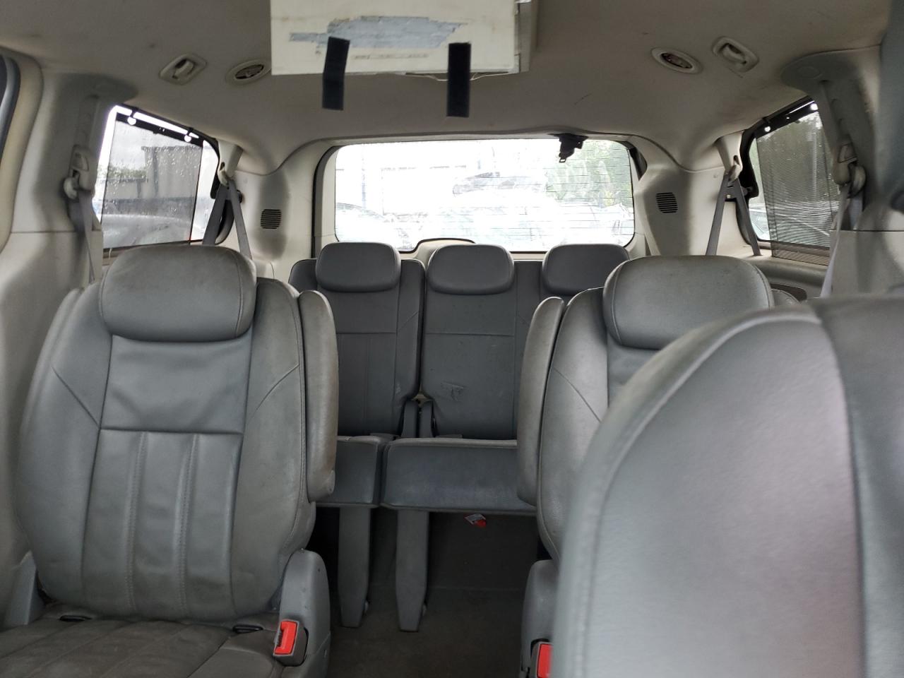 2008 Chrysler Town & Country Touring VIN: 2A8HR54P88R738040 Lot: 67624425