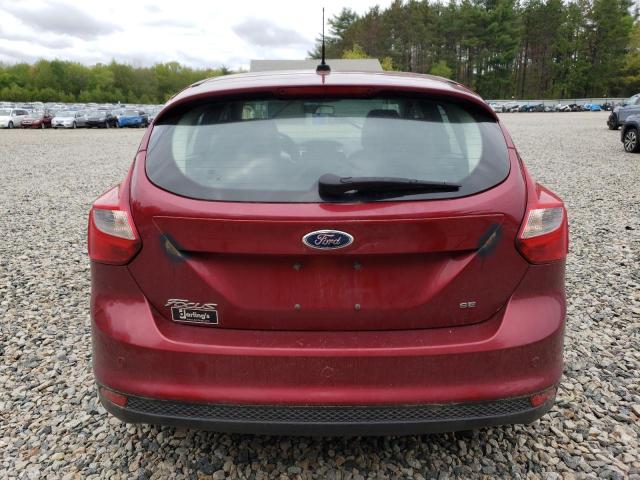  FORD FOCUS 2014 Czerwony