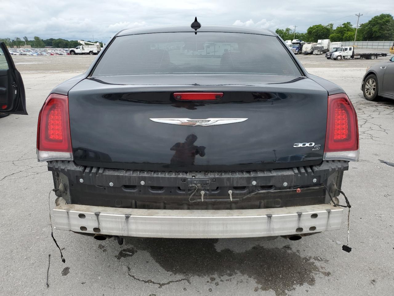 2018 Chrysler 300 S VIN: 2C3CCABG0JH278192 Lot: 58546105