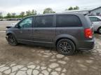 2017 Dodge Grand Caravan Gt for Sale in Pekin, IL - Front End