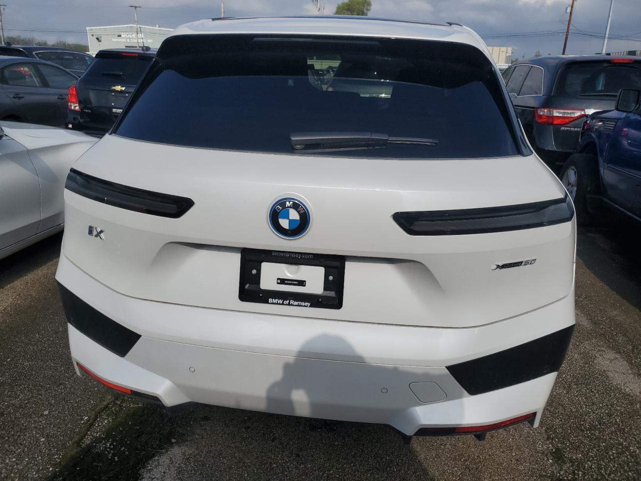 2025 BMW Ix xDrive50 VIN: WB523CF07SCT08532 Lot: 54895475