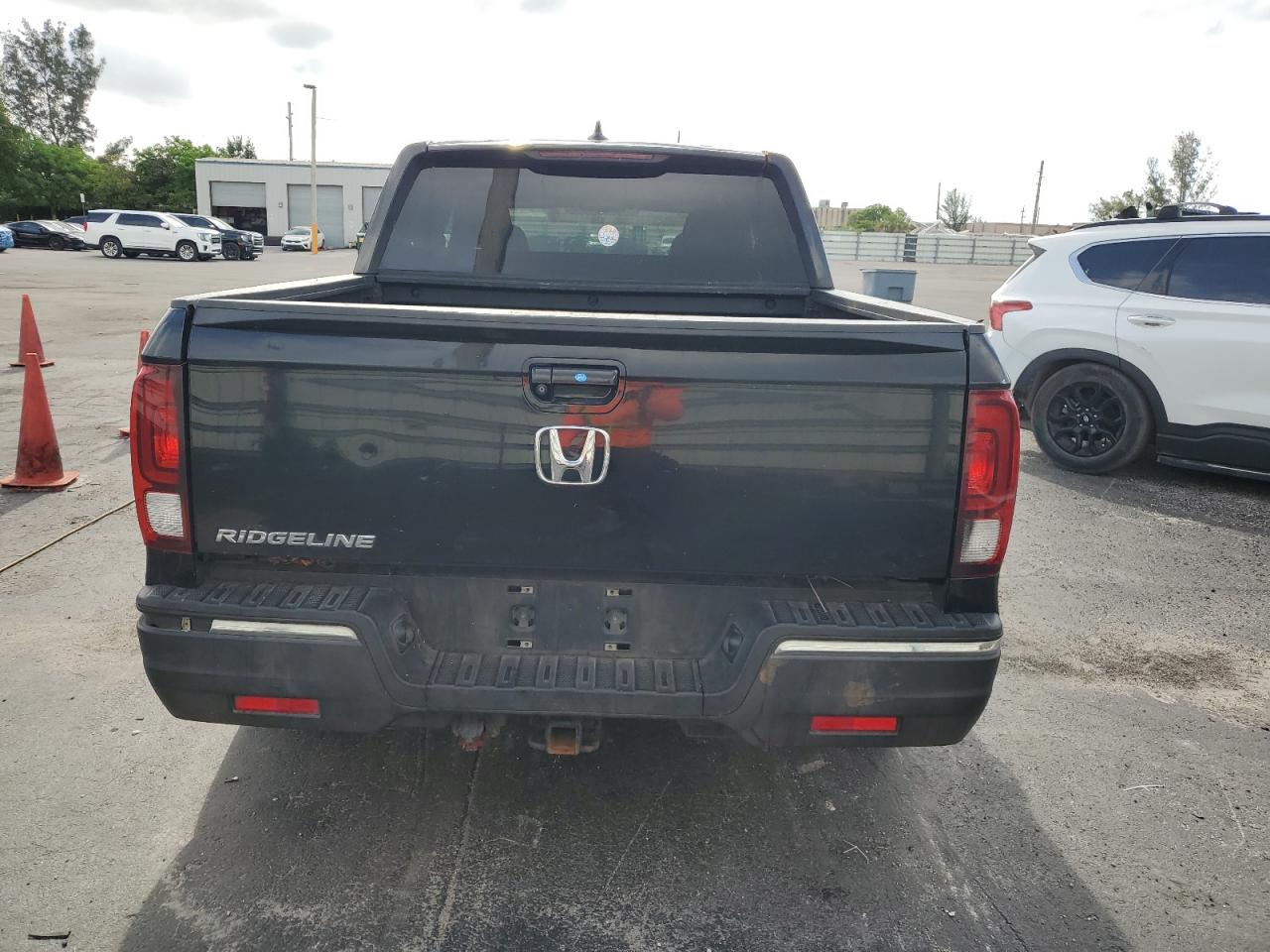 2019 Honda Ridgeline Sport VIN: 5FPYK2F15KB003142 Lot: 57058235