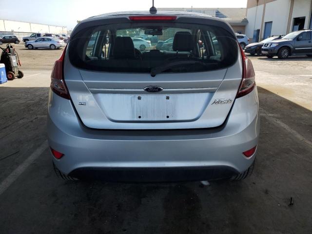  FORD FIESTA 2015 Srebrny