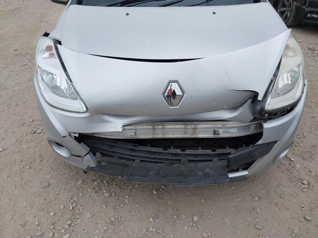 2011 RENAULT CLIO BIZU