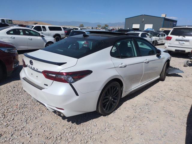  TOYOTA CAMRY 2023 Biały
