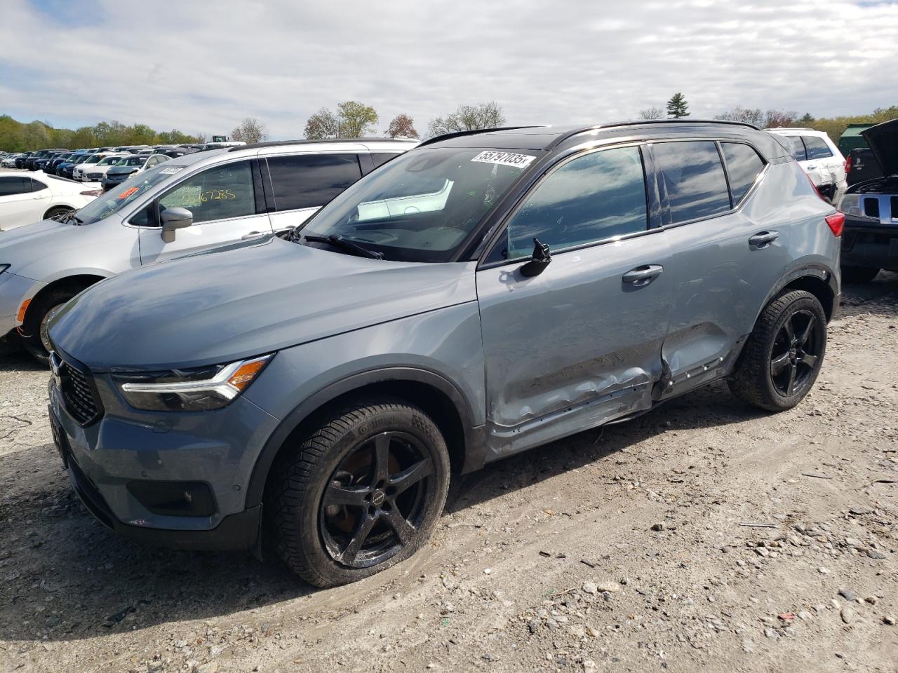 2021 Volvo Xc40 T5 R-Design