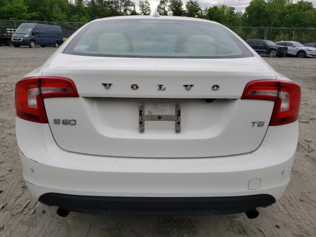  VOLVO S60 2012 Белы