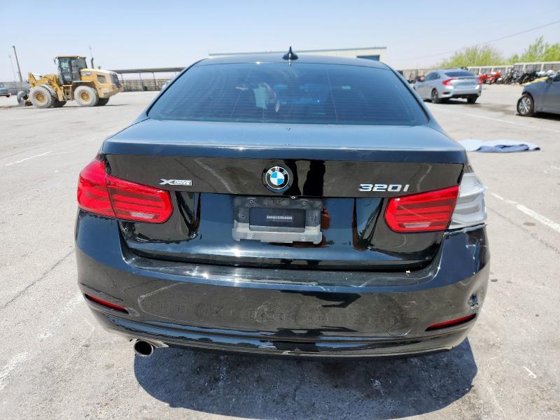  BMW 3 SERIES 2018 Чорний