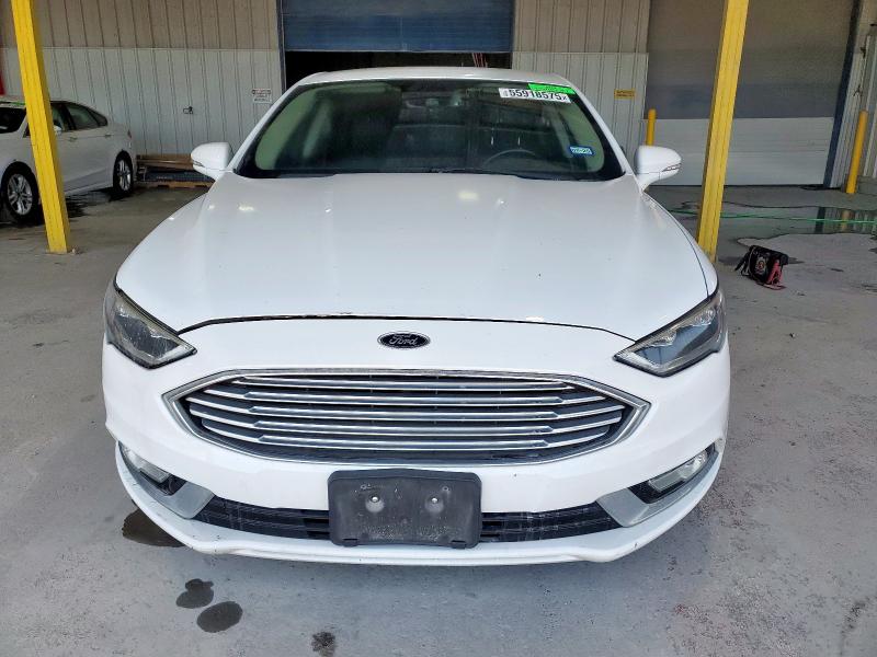 Седаны FORD FUSION 2017 Белый