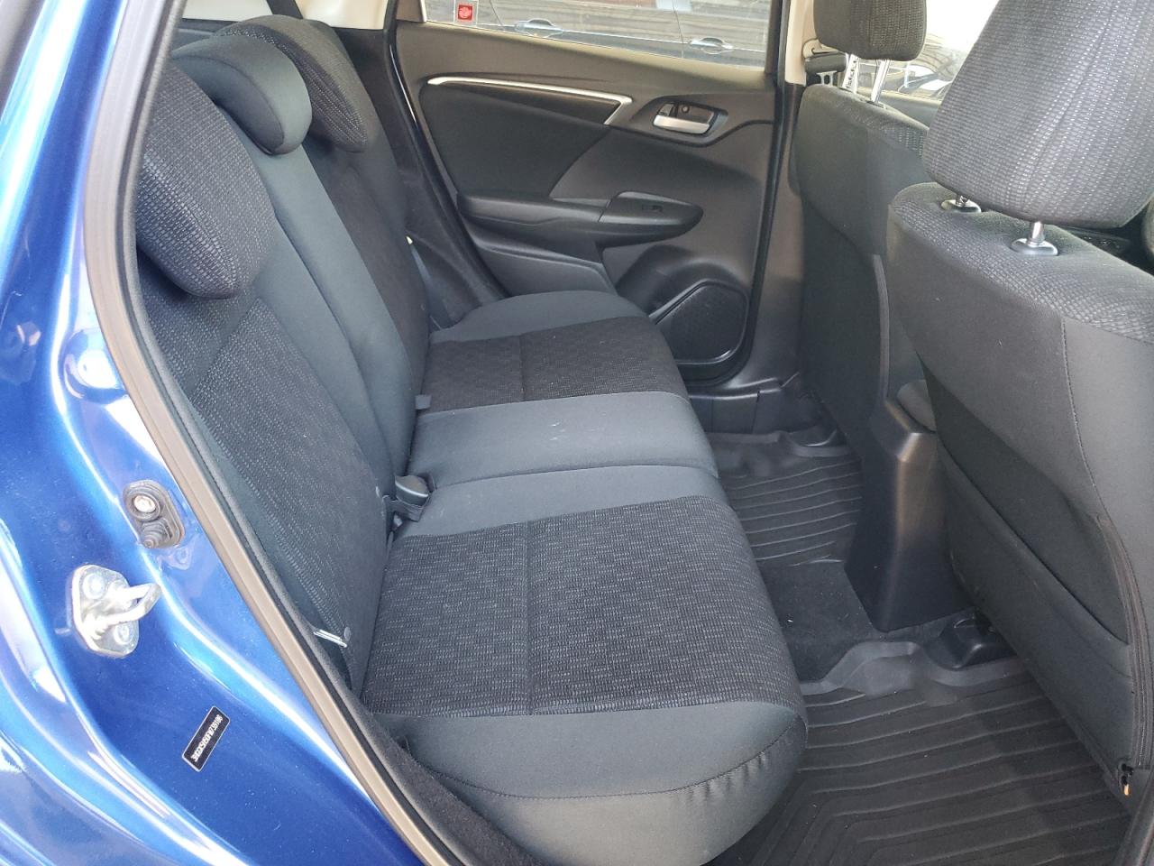 2015 Honda Fit Lx VIN: 3HGGK5H50FM739186 Lot: 57377955