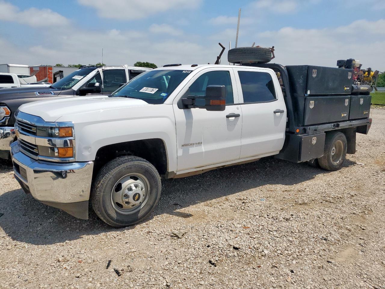 2017 Chevrolet Silverado C3500 for Sale in Wilmer, TX - Normal Wear