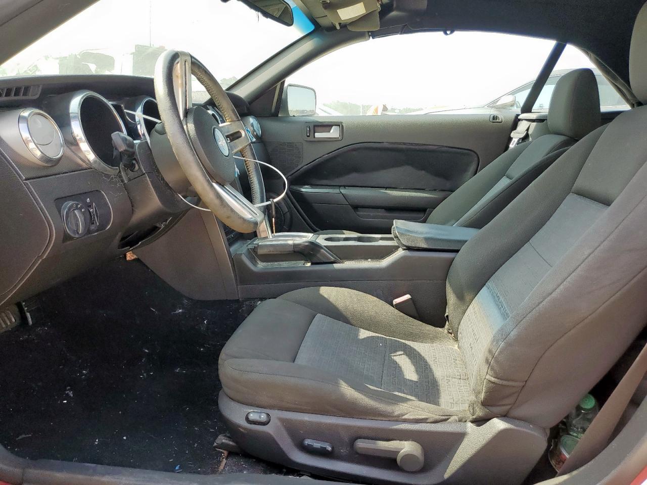 2008 Ford Mustang VIN: 1ZVHT84NX85128644 Lot: 57977125