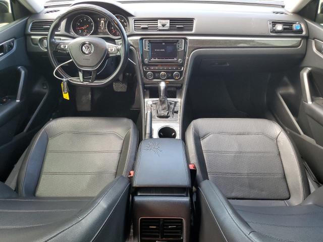  VOLKSWAGEN PASSAT 2018 Черный