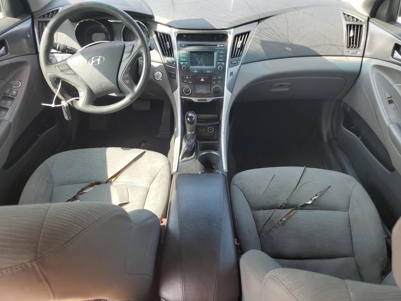 2015 Hyundai Sonata Hybrid VIN: KMHEC4A41FA119132 Lot: 57209165