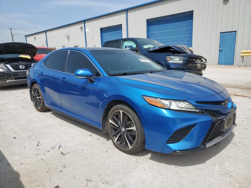  TOYOTA CAMRY 2019 Granatowy