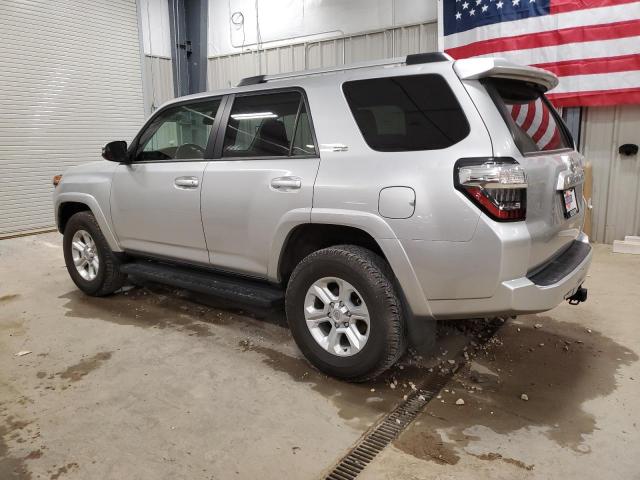  TOYOTA 4RUNNER SE 2023 Серебристый