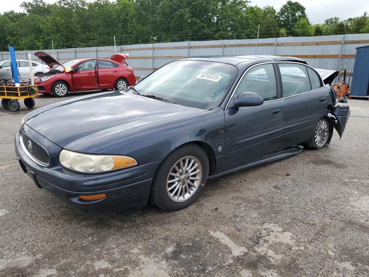 2000 Buick Lesabre Custom for Sale in Rogersville, MO - Rear End