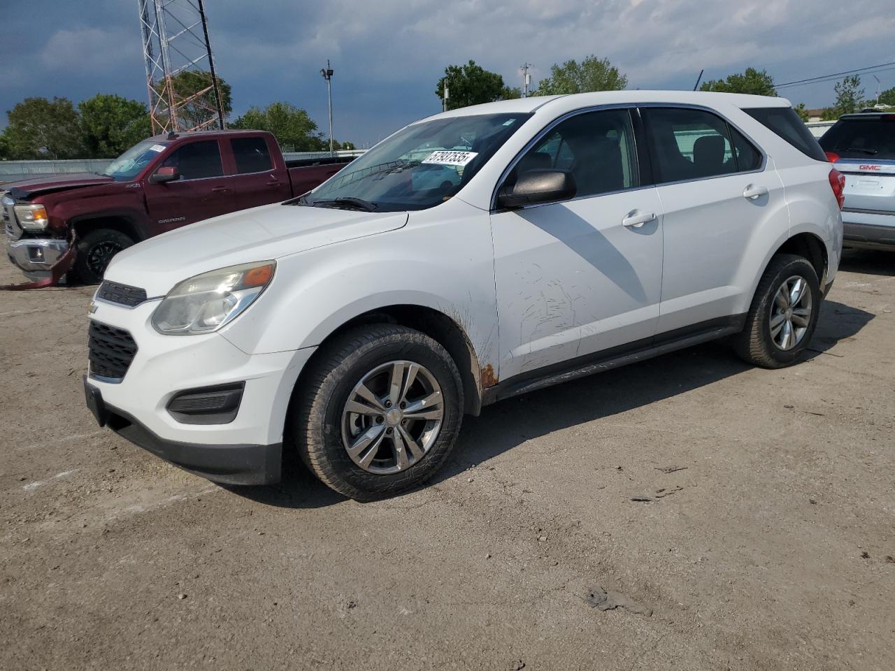 2016 Chevrolet Equinox Ls 2.4L for Sale in Dyer, IN - Front End