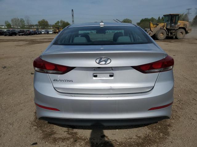  HYUNDAI ELANTRA 2018 Серебристый
