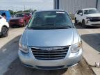 2005 Chrysler Town & Country Lx zu verkaufen in Lawrenceburg, KY - Side