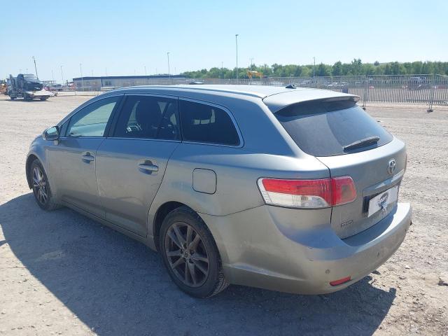 2010 TOYOTA AVENSIS TR
