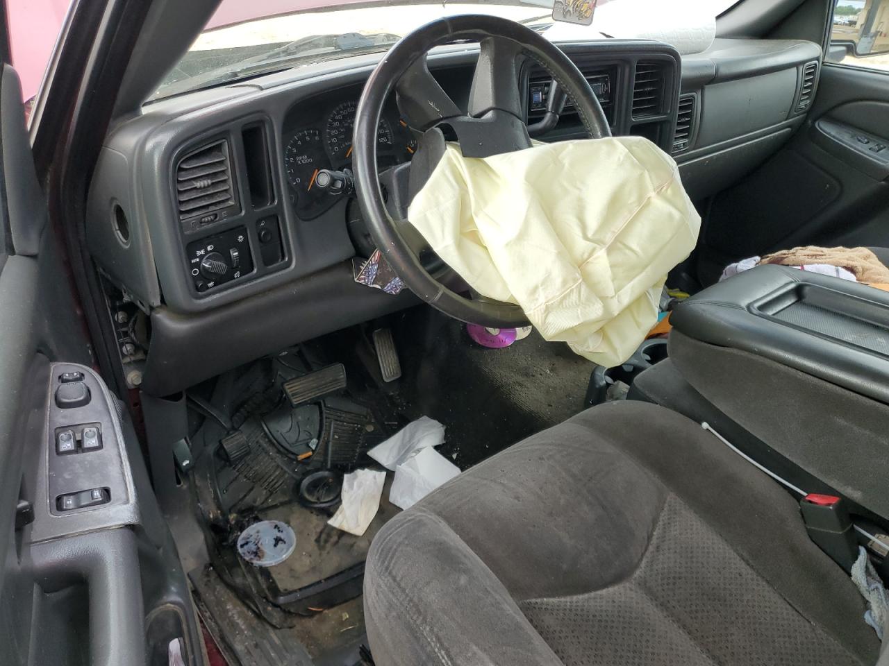 2005 Chevrolet Silverado C1500 VIN: 2GCEC19T751146763 Lot: 80729345