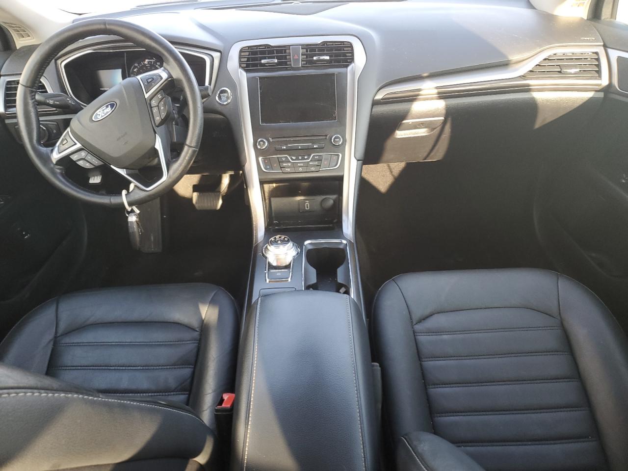 2018 Ford Fusion Se Hybrid VIN: 3FA6P0LUXJR172015 Lot: 55084375