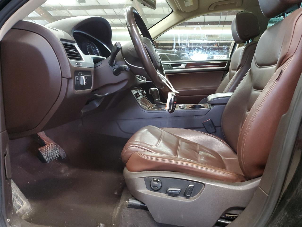 2012 Volkswagen Touareg V6 VIN: WVGEF9BP9CD011879 Lot: 56903035