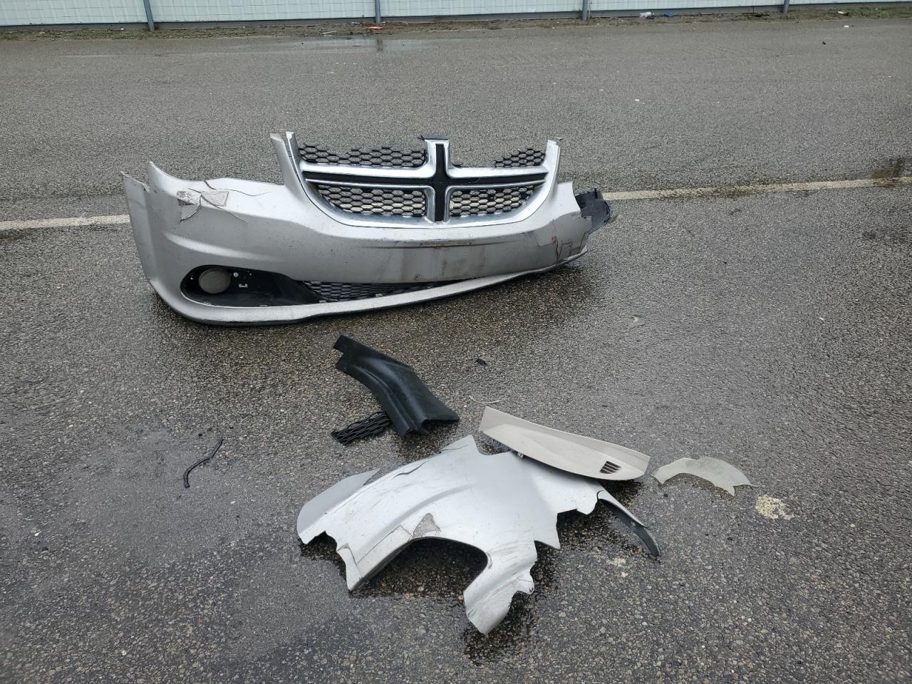 2011 Dodge Grand Caravan Crew VIN: 2D4RN5DG6BR743738 Lot: 57943875