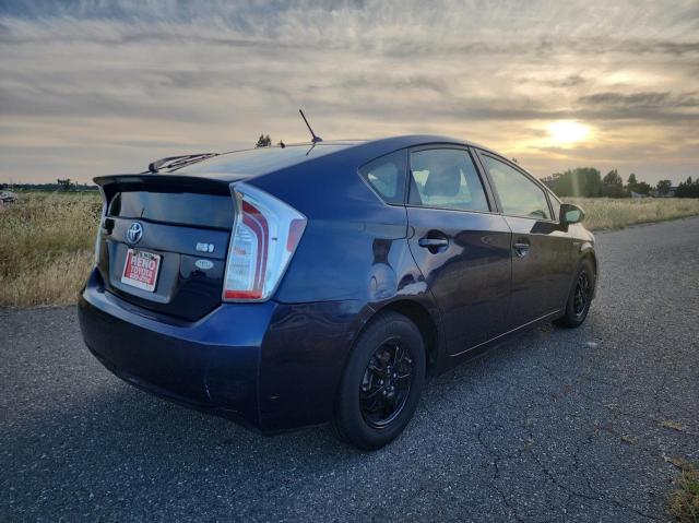 Хэтчбеки TOYOTA PRIUS 2013 Синий