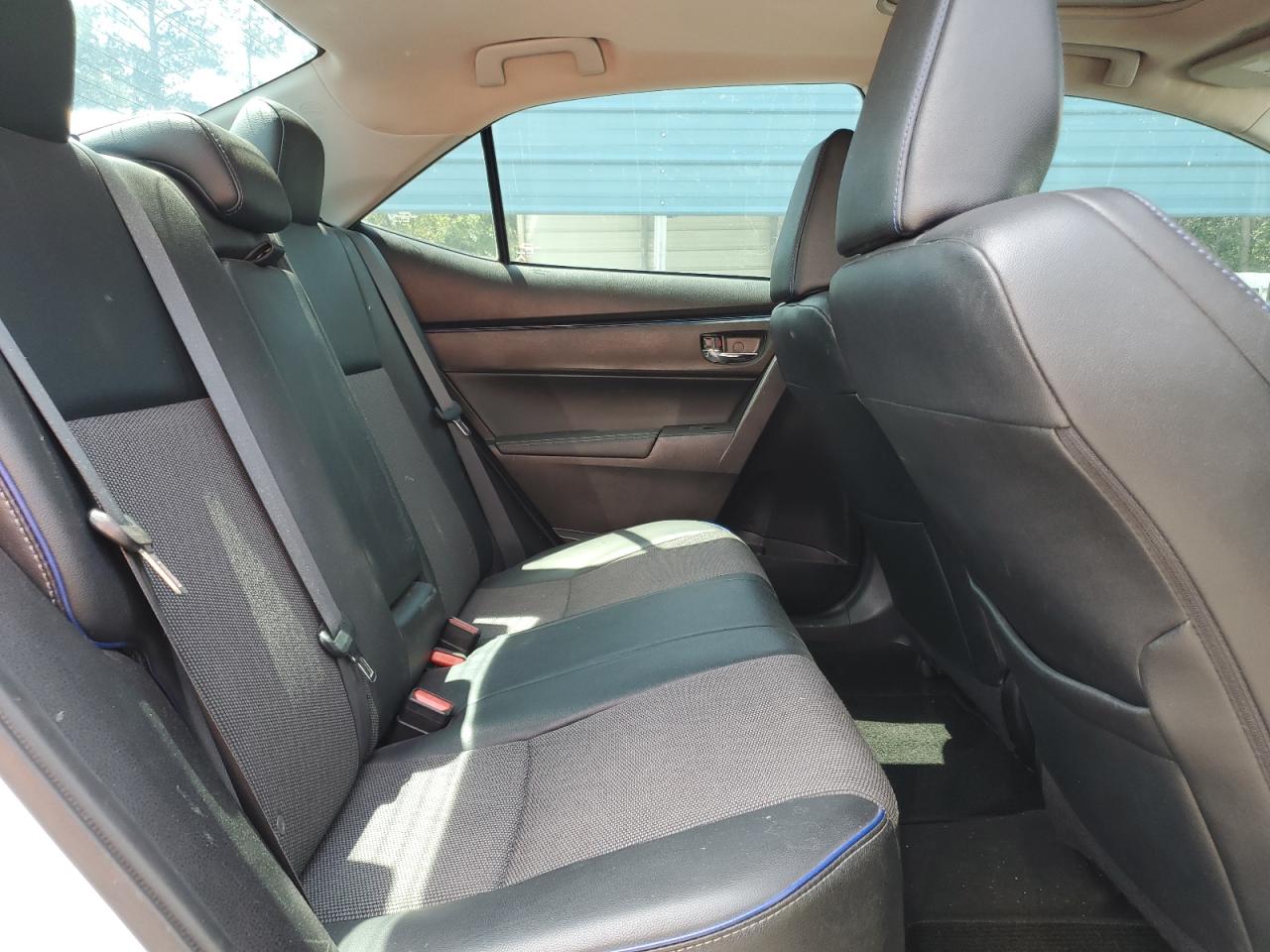 2017 Toyota Corolla L VIN: 5YFBURHE7HP580138 Lot: 58225965