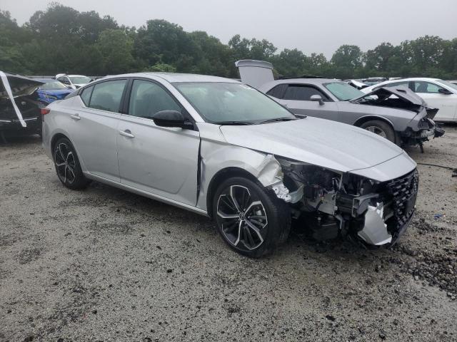  NISSAN ALTIMA 2024 Silver