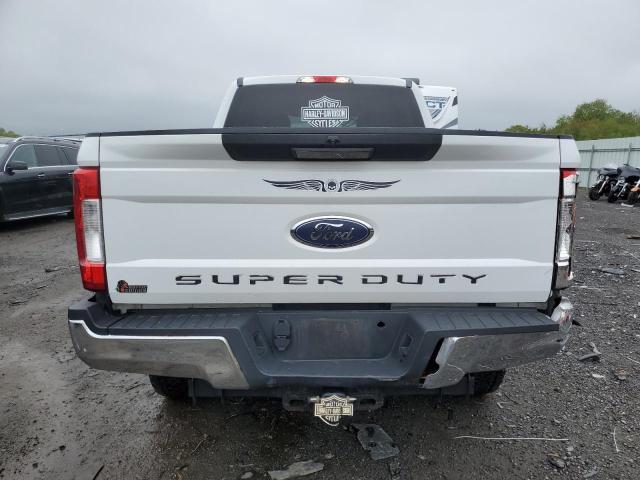 Pickups FORD F250 2017 Biały