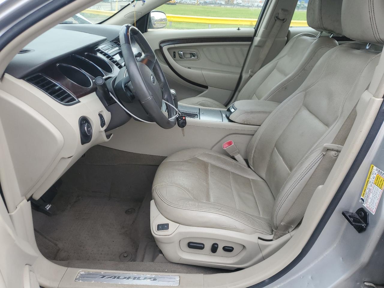 2011 Ford Taurus Limited VIN: 1FAHP2FW7BG106676 Lot: 58573645