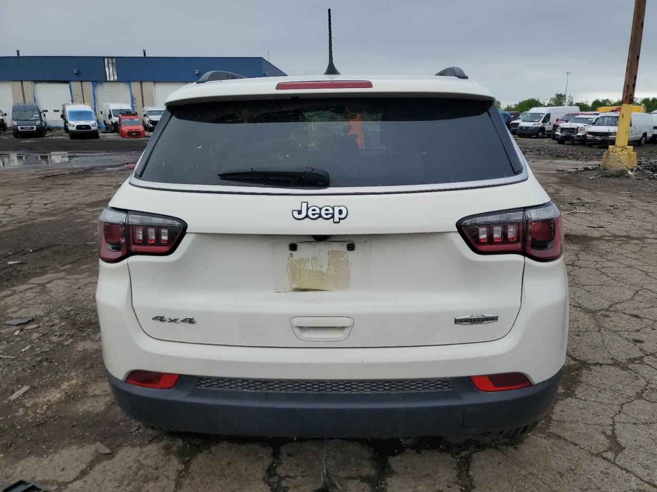 2019 Jeep Compass Latitude VIN: 3C4NJDBB0KT656990 Lot: 56654985