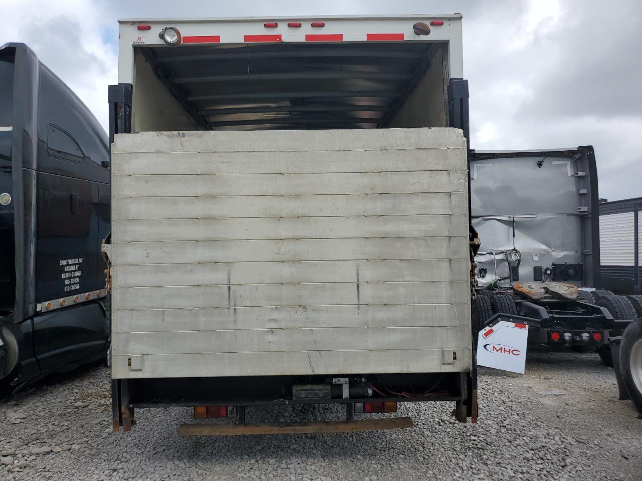 2016 Isuzu Npr VIN: 54DB4W1B3GS803198 Lot: 54715795