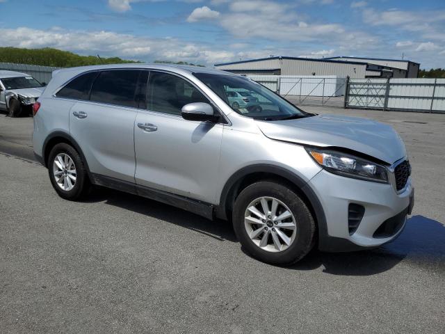  KIA SORENTO 2019 Серебристый