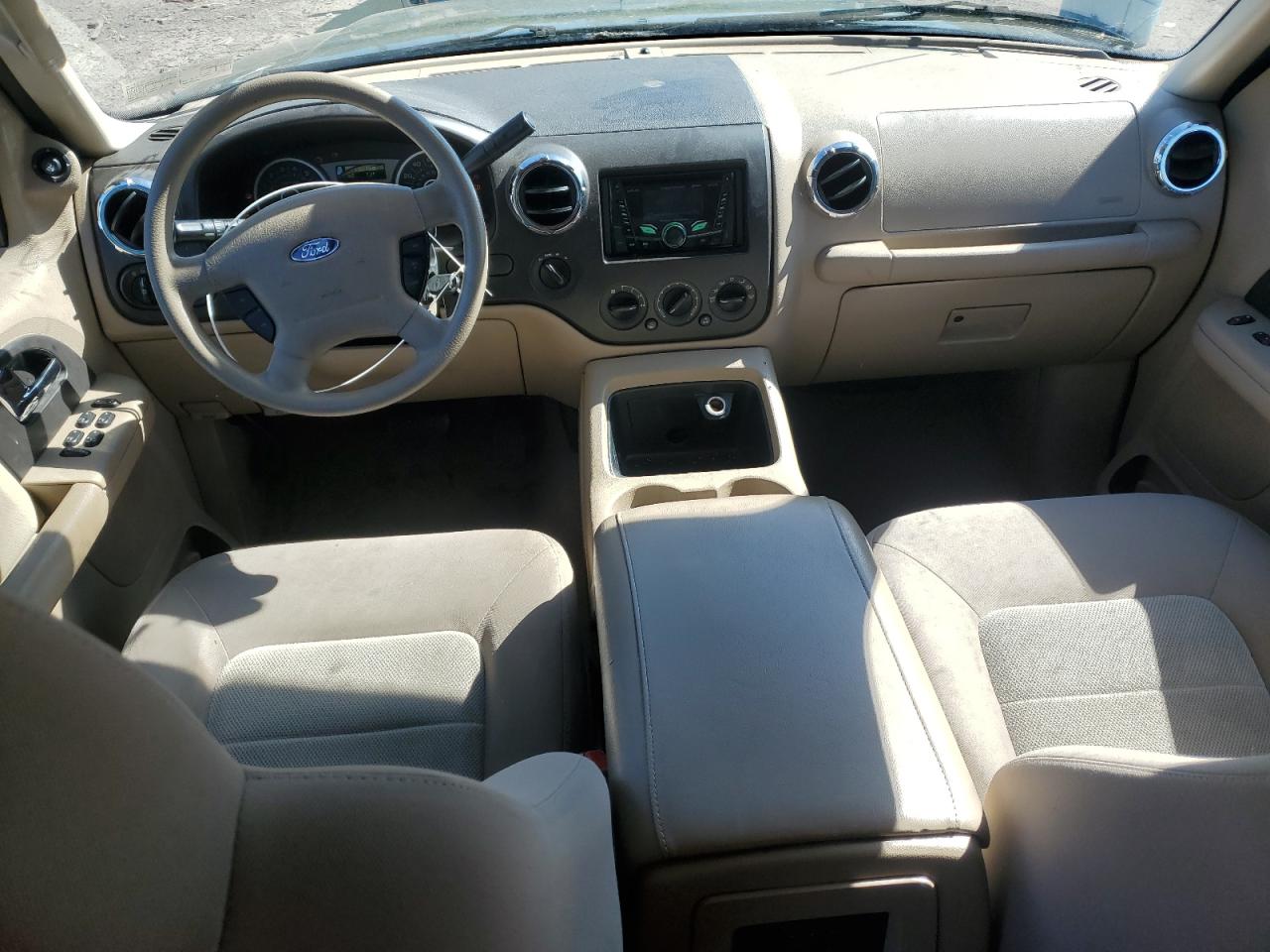 2005 Ford Expedition Xlt VIN: 1FMPU16575LB01825 Lot: 56002415