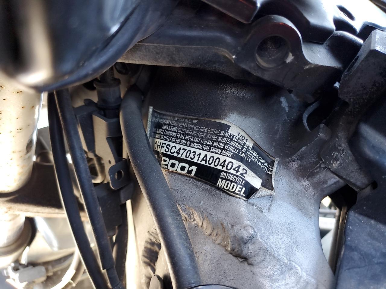 2001 Honda Gl1800 VIN: 1HFSC47031A004042 Lot: 57136005